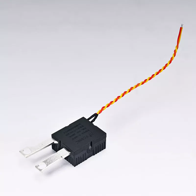 100A trefase veggmontert låserelé