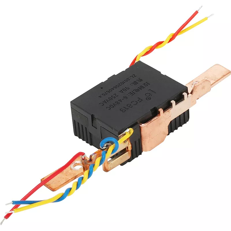 Enfaset 2P topp-inn-bunn-ut låserelé Enfaset 2P topp-inn-bunn-ut låserelé